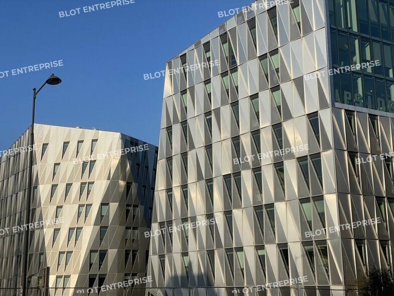 Bureau dans Rennes à louer - Photo du bâtiment - Image 2 de 10