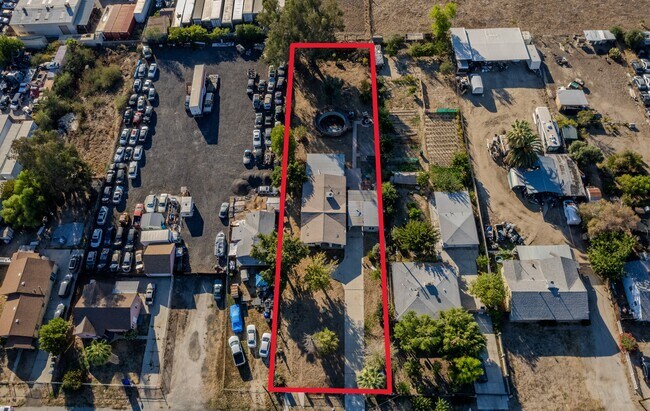 More details for 2314 S Artesia St, San Bernardino, CA - Industrial for Sale