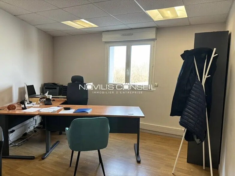 Office in Toulouse for sale - Building Photo - Image 2 of 9