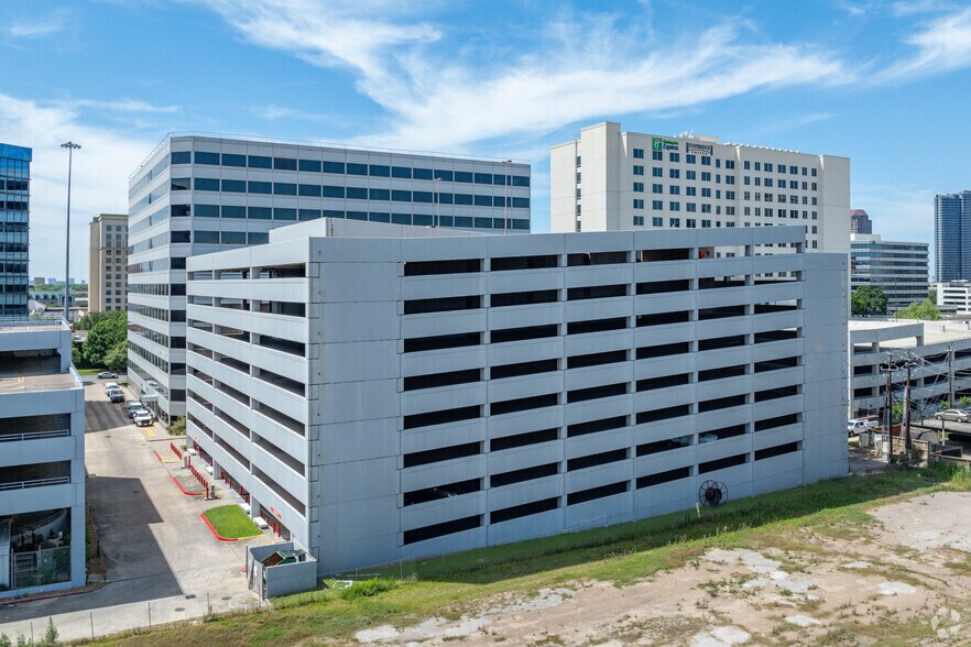 2425 West Loop South, Houston, TX à louer - Photo du bâtiment - Image 3 de 27