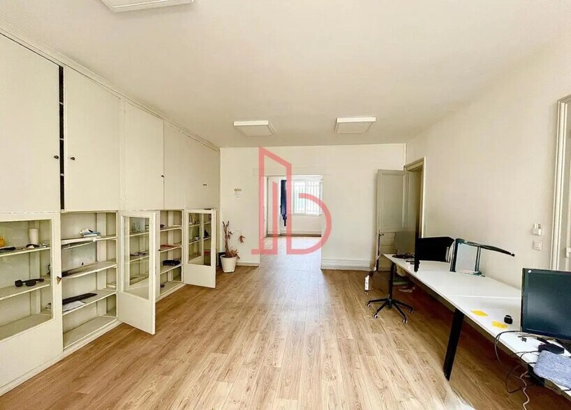 Bureau dans Bordeaux à louer - Photo du bâtiment - Image 3 de 8