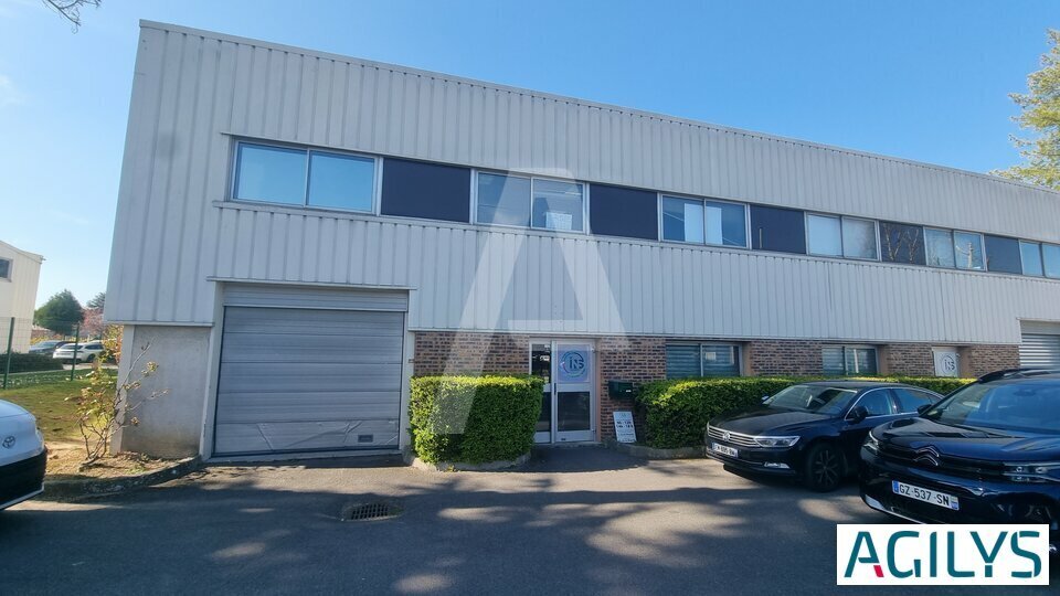 7 Rue De La Réunion, Les Ulis à louer - Photo du bâtiment - Image 3 de 3
