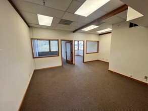 475 Gate Five Rd, Sausalito, CA for lease Building Photo- Image 2 of 3