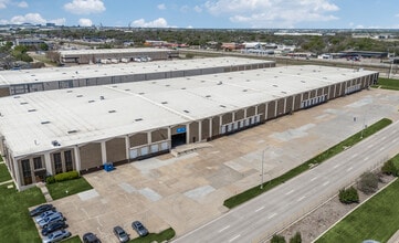 830 SW 14th St, Grand Prairie, TX for lease Building Photo- Image 2 of 4