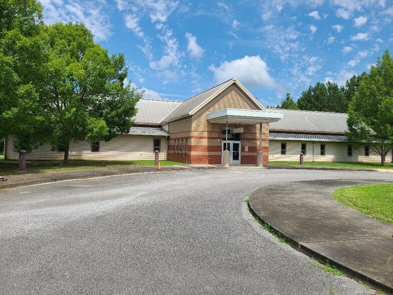 611 E Villanow St, LaFayette, GA for sale - Building Photo - Image 3 of 6
