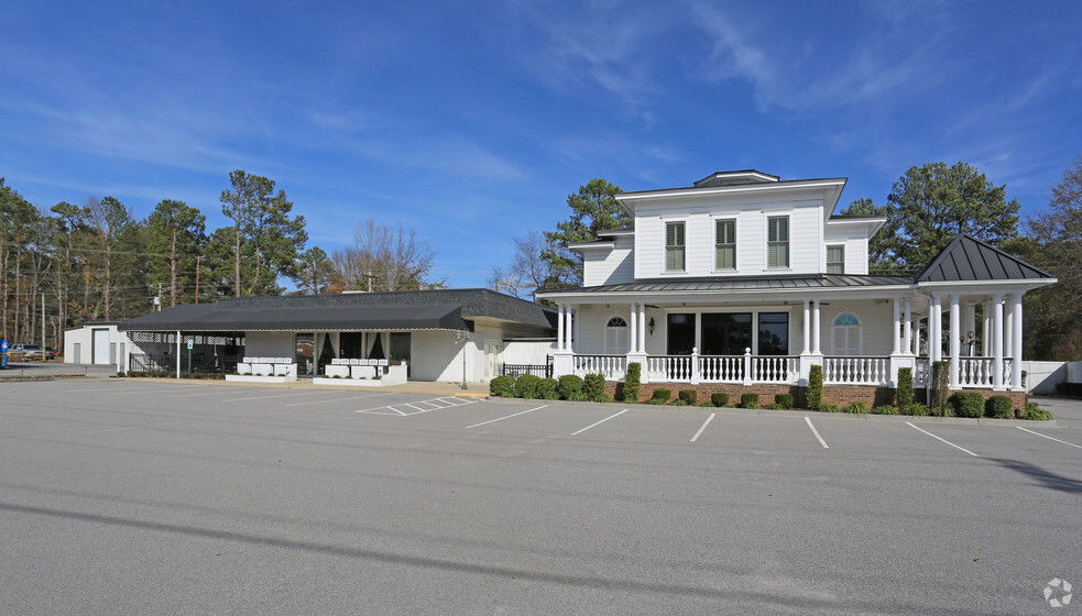 6230 Saint Andrews Rd, Columbia, SC for lease - Primary Photo - Image 1 of 10