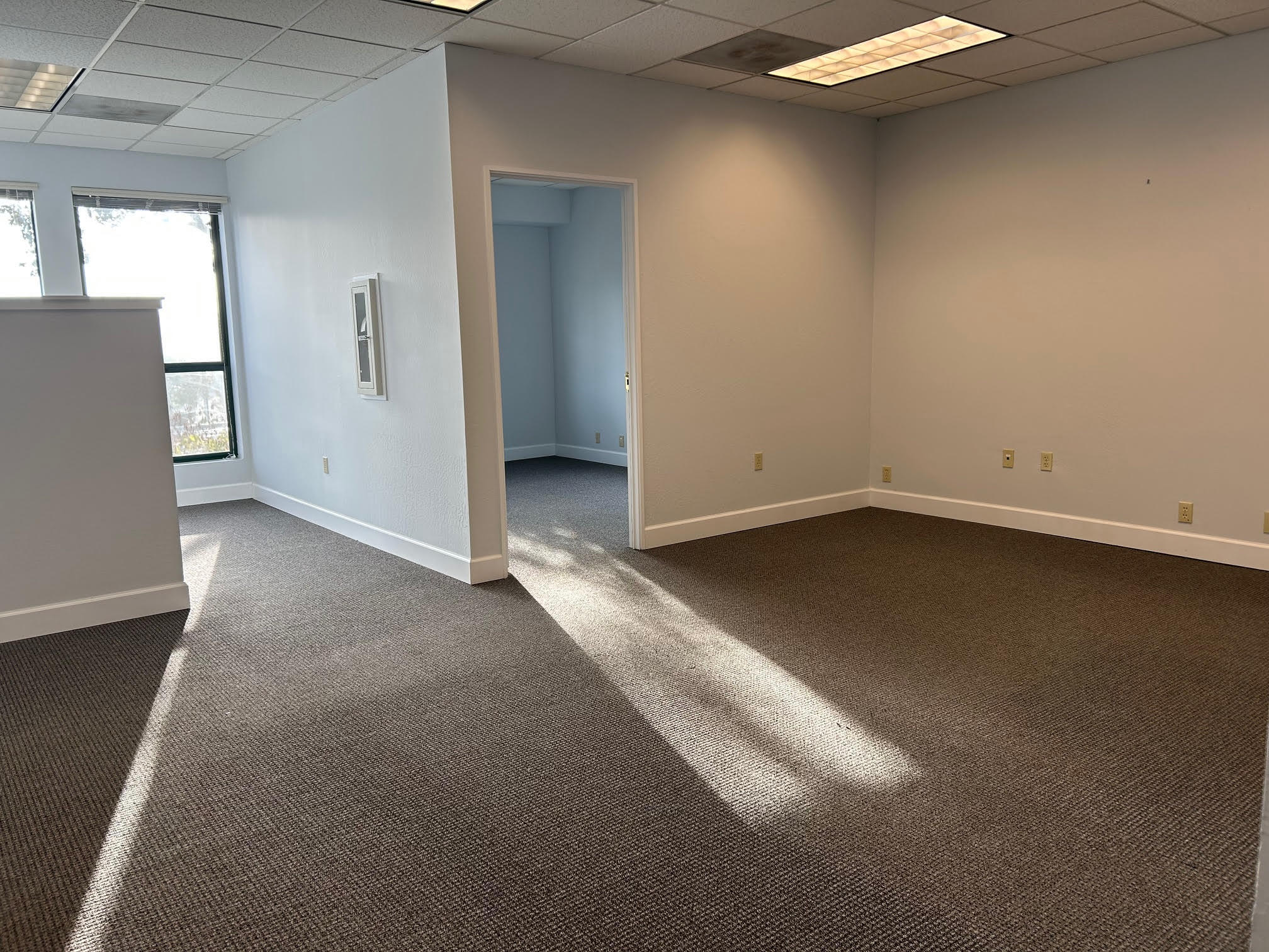 7599 Redwood Blvd, Novato, CA for lease Interior Photo- Image 1 of 2