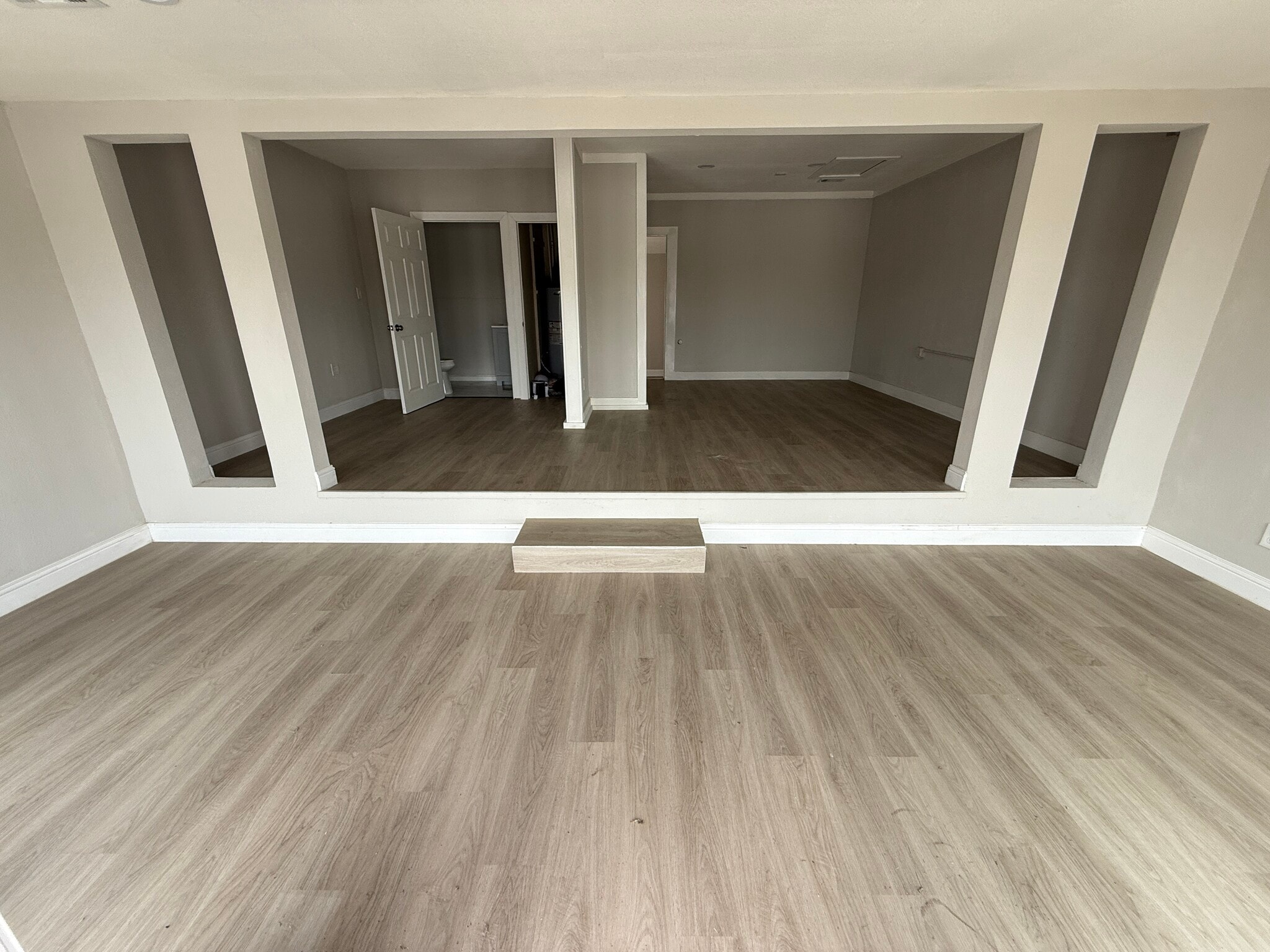 2809 Market St, Baytown, TX for lease Building Photo- Image 1 of 9