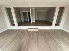 2809 Market St, Baytown, TX for lease Building Photo- Image 1 of 9