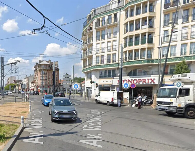 Retail in Les Pavillons-sous-Bois for sale - Building Photo - Image 1 of 3