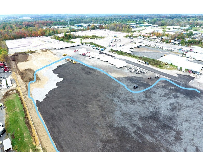 1041 Lake Rd, Medina, OH à louer - Photo du bâtiment - Image 2 de 2