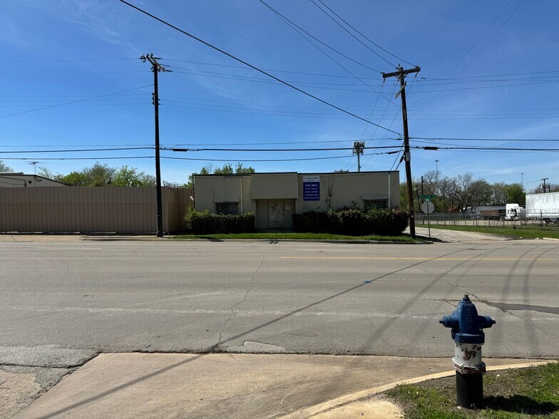 1801 S Good Latimer Expy, Dallas, TX for sale - Building Photo - Image 1 of 1