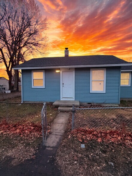 303 S Fleming St, Indianapolis, IN for sale - Primary Photo - Image 1 of 1