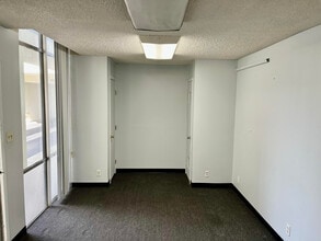 3840 Woodruff Ave, Long Beach, CA à louer Photo intérieure- Image 2 de 8