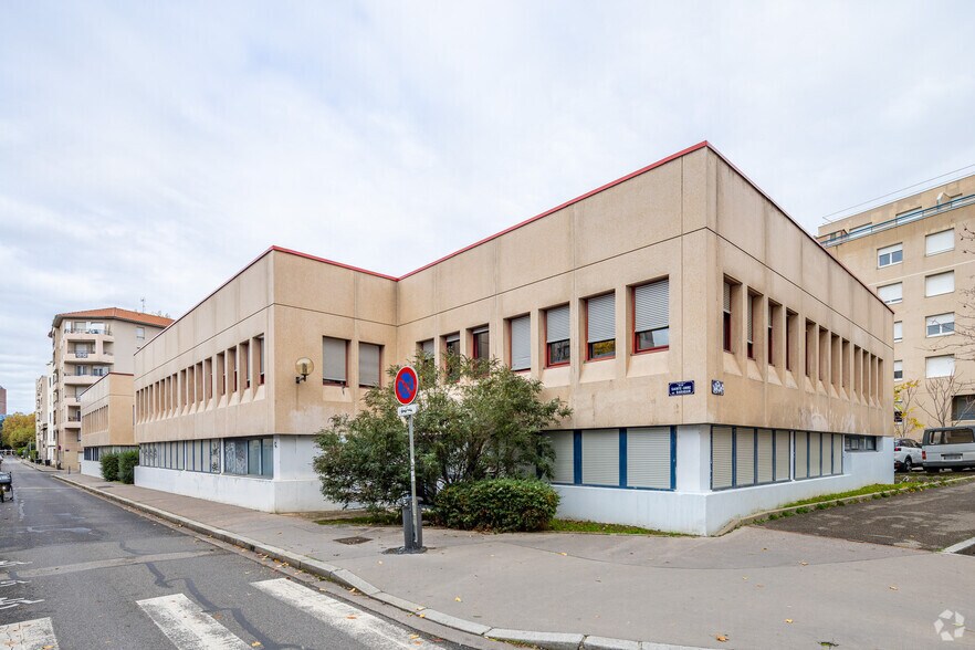 43 Rue De La Cité, Lyon à louer - Photo du bâtiment - Image 3 de 4