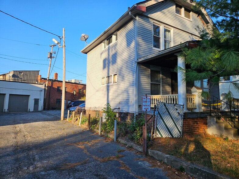 10612 Joan Ave, Cleveland, OH à vendre - Photo principale - Image 1 de 1
