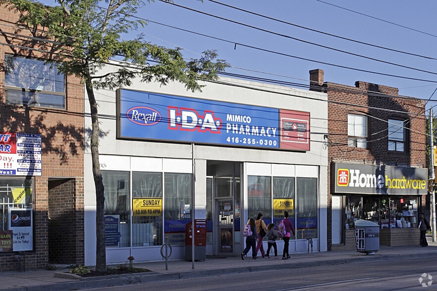 2408 Lake Shore Blvd W, Toronto, ON for sale - Building Photo - Image 3 of 4