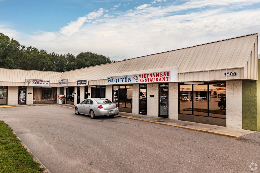 4505 Park Blvd N, Pinellas Park, FL for lease - Building Photo - Image 2 of 4