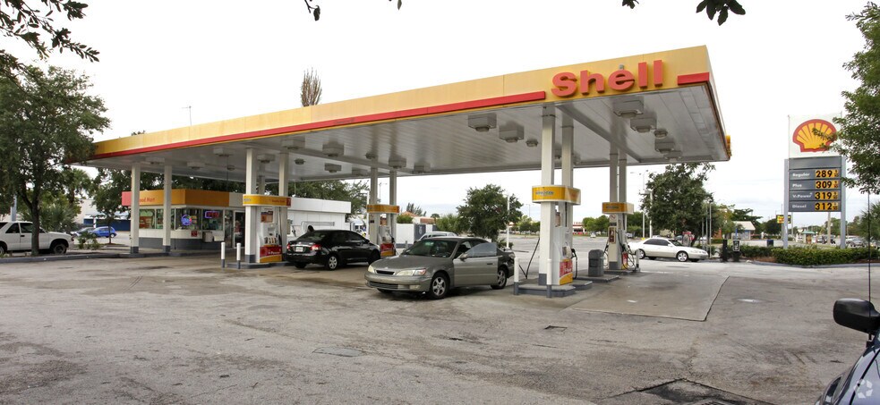 4524 Forest Hill Blvd, West Palm Beach, FL à vendre - Photo principale - Image 1 de 11