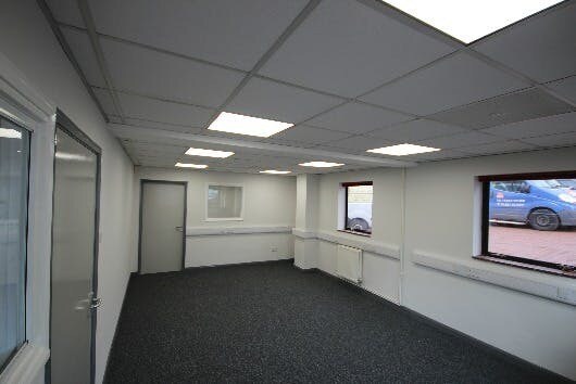 Aston Rd, Bromsgrove à louer - Photo du bâtiment - Image 3 de 9