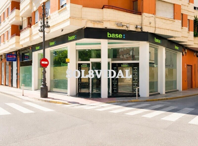 Carrer José Ávila, 1, Orihuela, Alicante for lease - Building Photo - Image 3 of 6