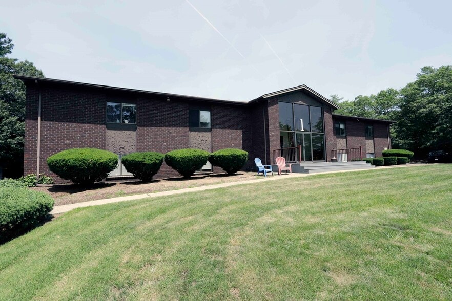1 Welby Rd, New Bedford, MA for sale - Building Photo - Image 2 of 35