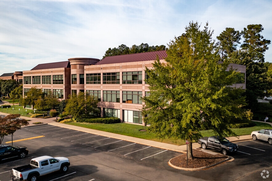 4880 Sadler Rd, Glen Allen, VA for lease - Building Photo - Image 2 of 9