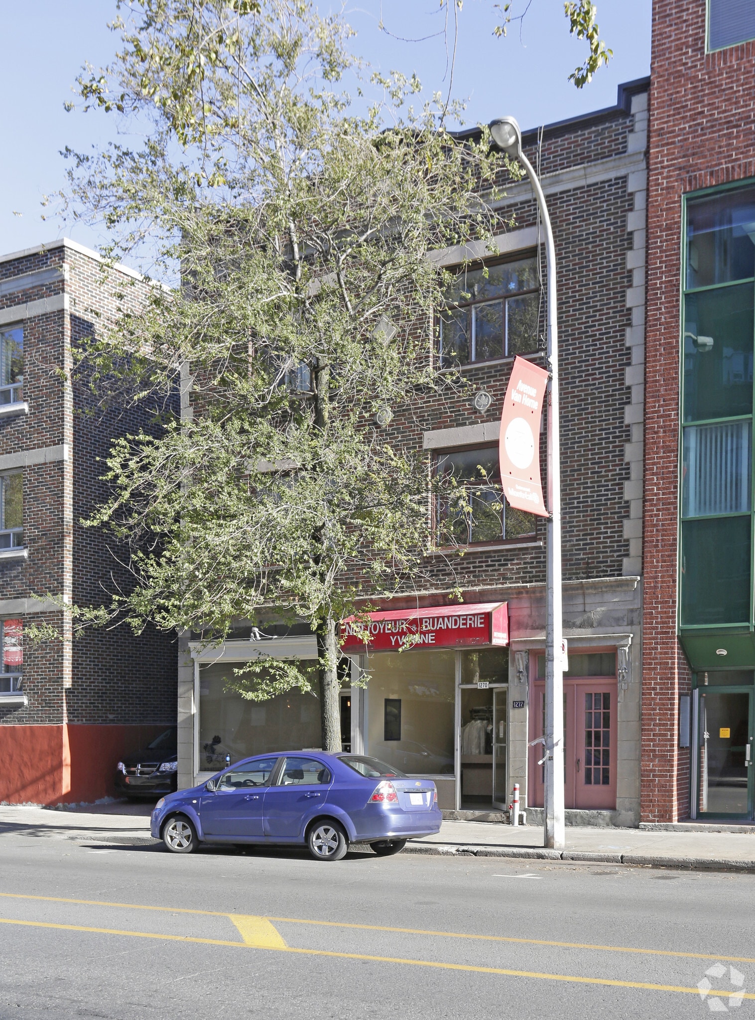 1268 Av Van Horne, Montréal, QC for sale Primary Photo- Image 1 of 1