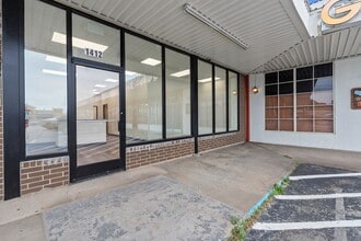 1402-1418 S Main St, Weatherford, TX for lease Interior Photo- Image 2 of 15