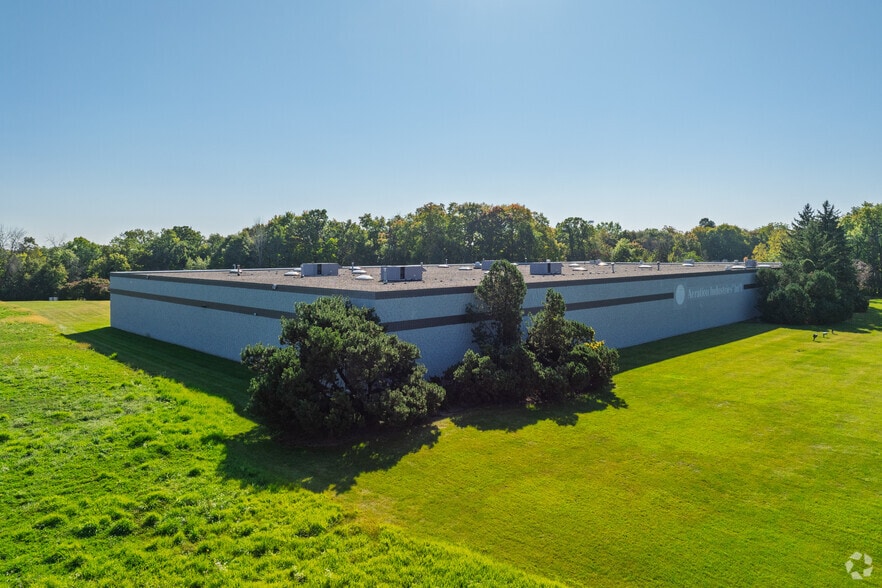 4100 Peavey Rd, Chaska, MN for lease - Building Photo - Image 3 of 4