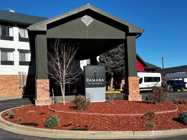 16921 E 32nd Ave, Aurora, CO à vendre - Photo du bâtiment - Image 2 de 15