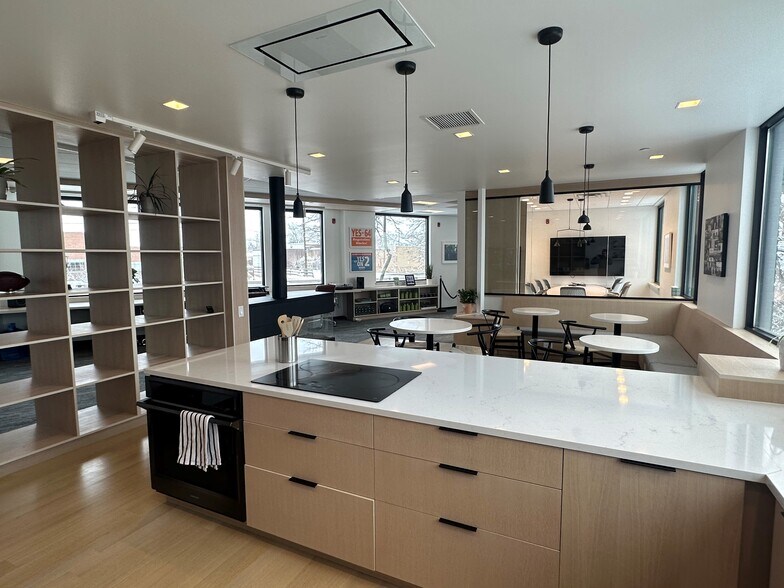 2790 Valmont Rd, Boulder, CO à vendre - Photo du bâtiment - Image 3 de 8