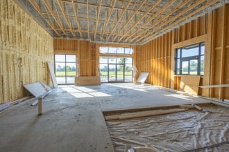 241 Easy St, Greenville, NC for lease Interior Photo- Image 2 of 3