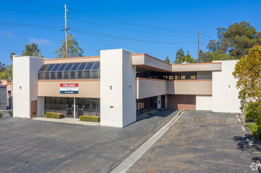 211 N El Camino Real, Encinitas, CA à vendre - Photo du bâtiment - Image 1 de 1