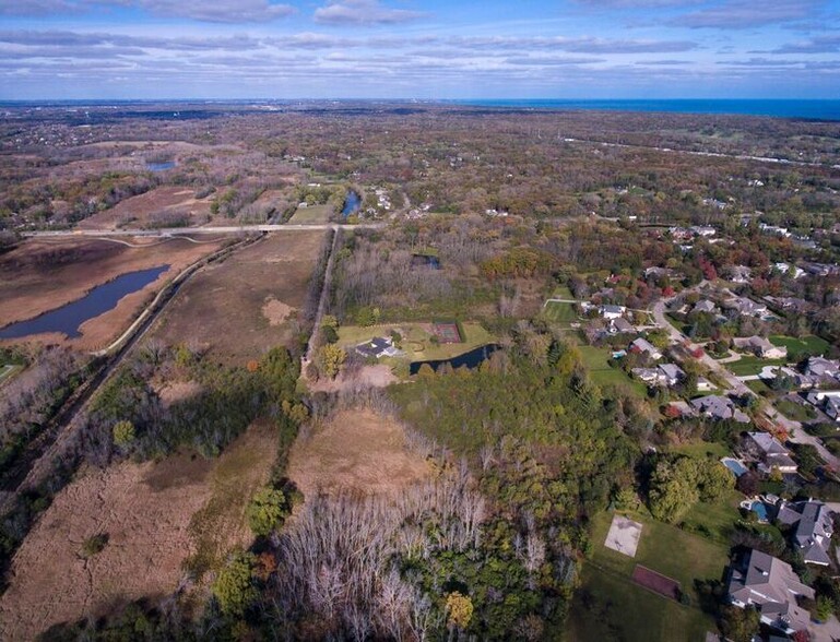 2000 Half Day Rd, Highland Park, IL à vendre - Photo principale - Image 1 de 3