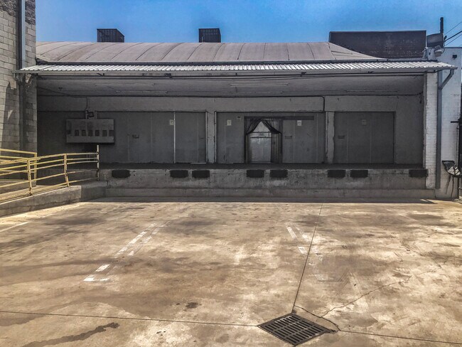 Plus de détails pour 2155-2181 E 14th St, Los Angeles, CA - Industriel à louer
