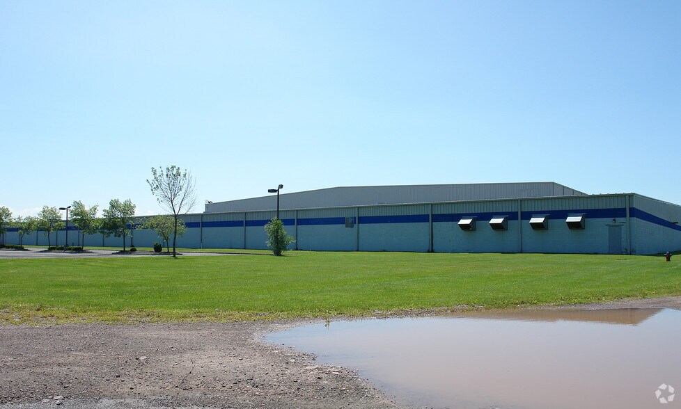 12089 Route 9W, W Coxsackie, NY à vendre - Photo du bâtiment - Image 2 de 2