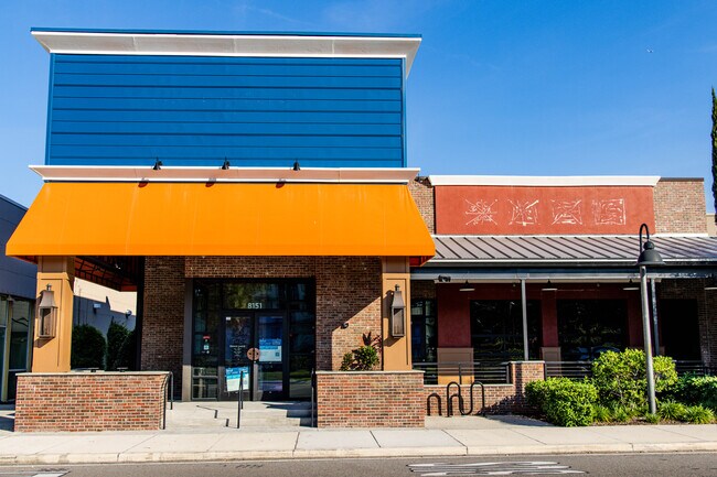 More details for 8151 International Dr, Orlando, FL - Retail for Lease