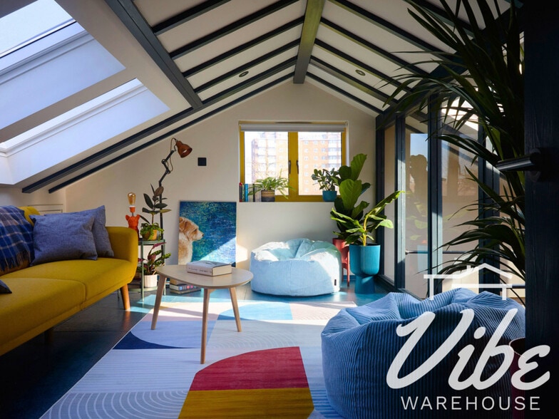 1-25 Overbury Rd, London for lease - Building Photo - Image 1 of 10