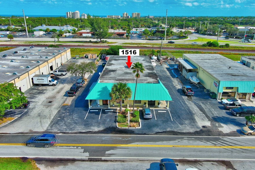 1557 Cypress Dr, Jupiter, FL for sale - Building Photo - Image 1 of 7