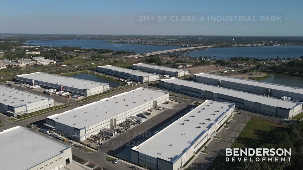 2216 51st Ave E, Palmetto, FL à louer - Vidéo sur l’inscription commerciale - Image 2 de 13