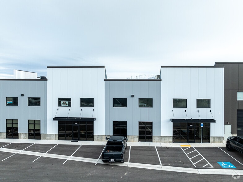 198 W 3450 N, Spanish Fork, UT à vendre - Photo du bâtiment - Image 3 de 7