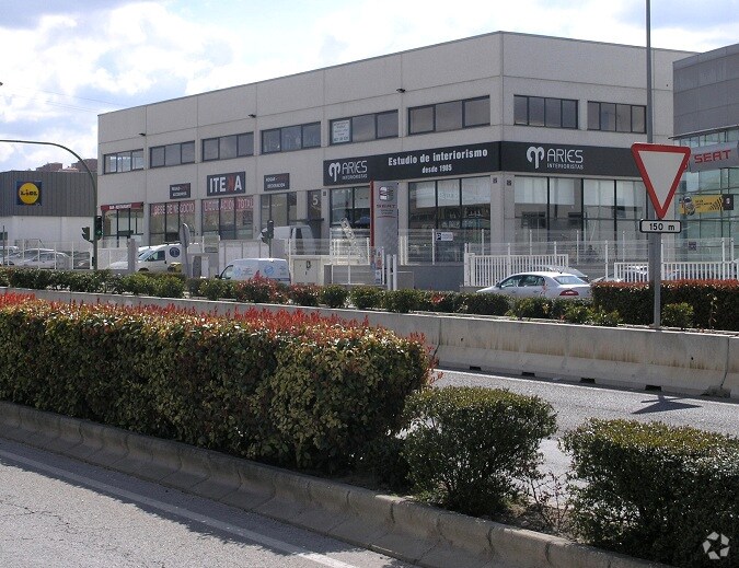 Avenida de Madrid, 5, Arganda del Rey, Madrid à louer - Photo du bâtiment - Image 3 de 3