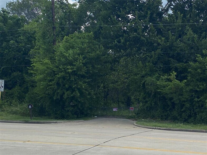 6210 Thompson Rd, Baytown, TX à vendre - Photo principale - Image 1 de 5