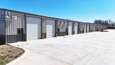 5000 SW 20th Street, Oklahoma City, OK for lease Building Photo- Image 1 of 9