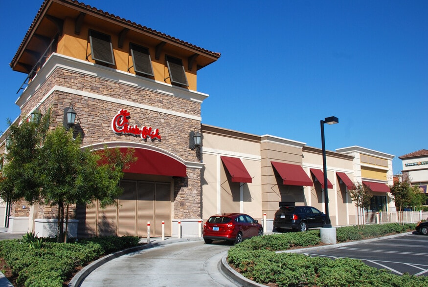 1601-1641 E Imperial Hwy, Brea, CA for lease - Building Photo - Image 3 of 4