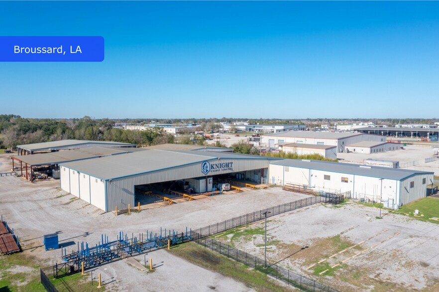 Mission Critical - IOS Ind Portfolio portefeuille de 8 propriétés à vendre sur LoopNet.ca - Photo du bâtiment - Image 3 de 11