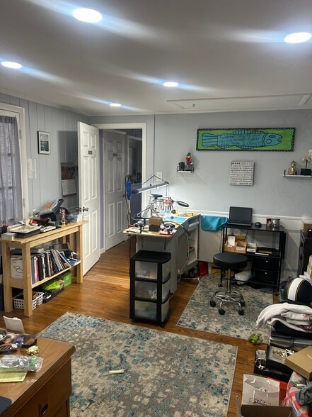 1647 Post Rd, Warwick, RI for sale - Building Photo - Image 3 of 10