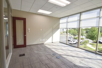 2410 N Forest Rd, Amherst, NY for lease Interior Photo- Image 2 of 2