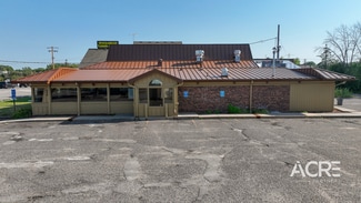 More details for 956 S Lake St, Forest Lake, MN - Retail for Sale